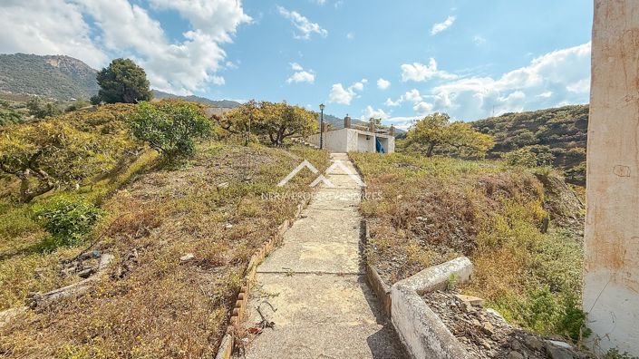 Image No.21-3 Bed Property for sale