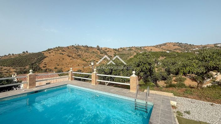 Image No.4-3 Bed Property for sale