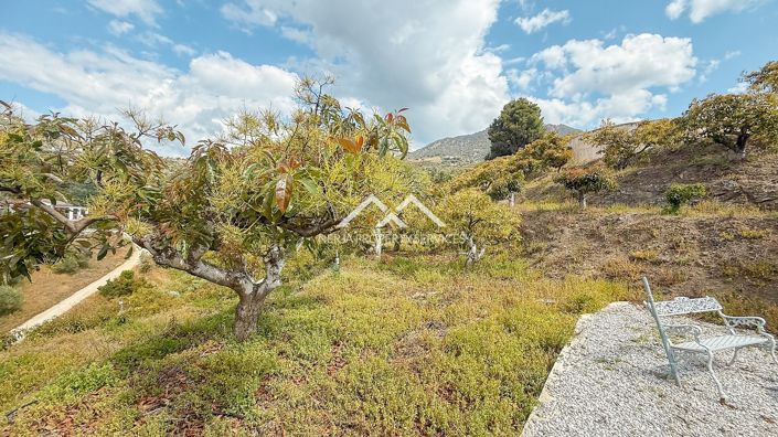 Image No.24-3 Bed Property for sale