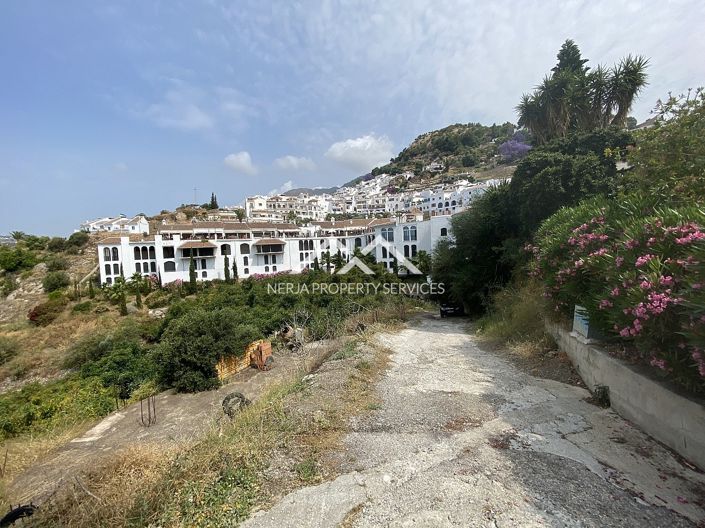 Image No.25-2 Bed Cottage for sale