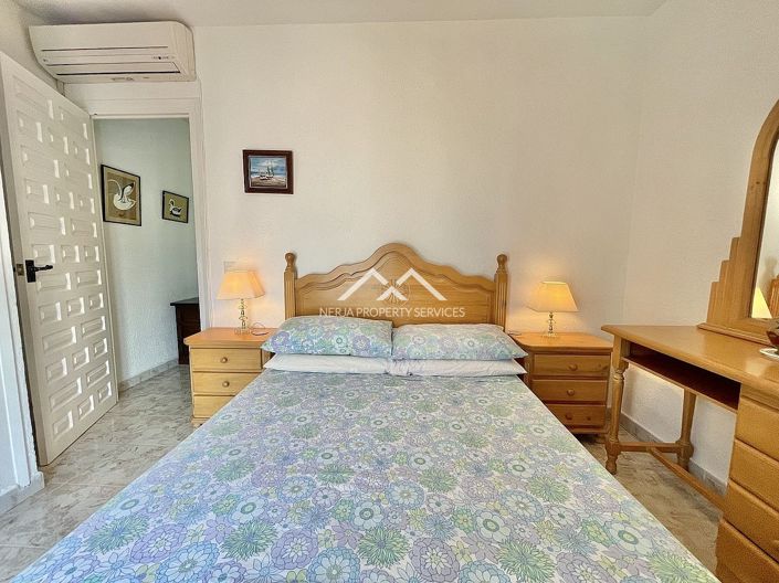 Image No.12-2 Bed Townhouse for sale