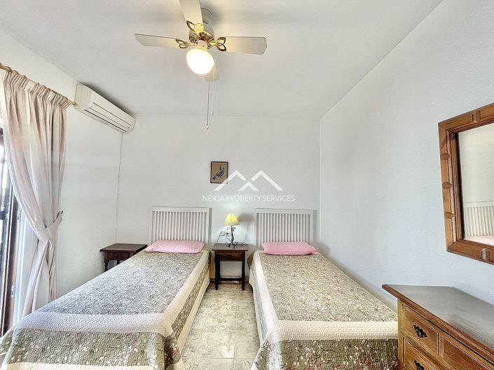 Image No.17-2 Bed Townhouse for sale