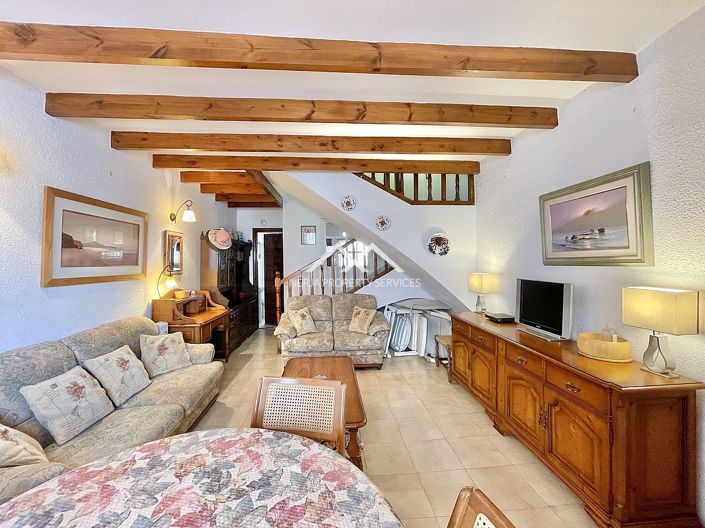 Image No.5-2 Bed Townhouse for sale