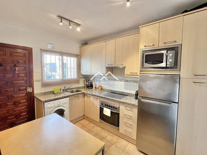 Image No.6-2 Bed Townhouse for sale