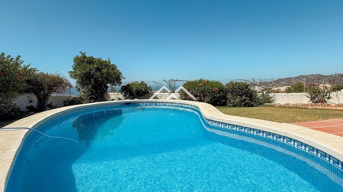 Image No.5-2 Bed Villa for sale