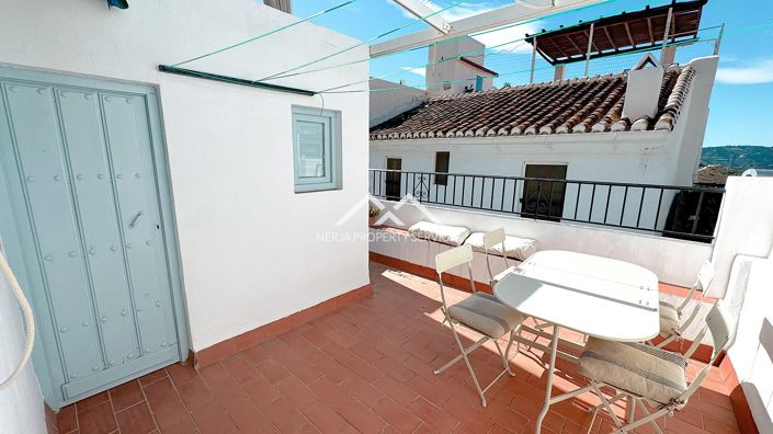 Image No.1-3 Bed Townhouse for sale