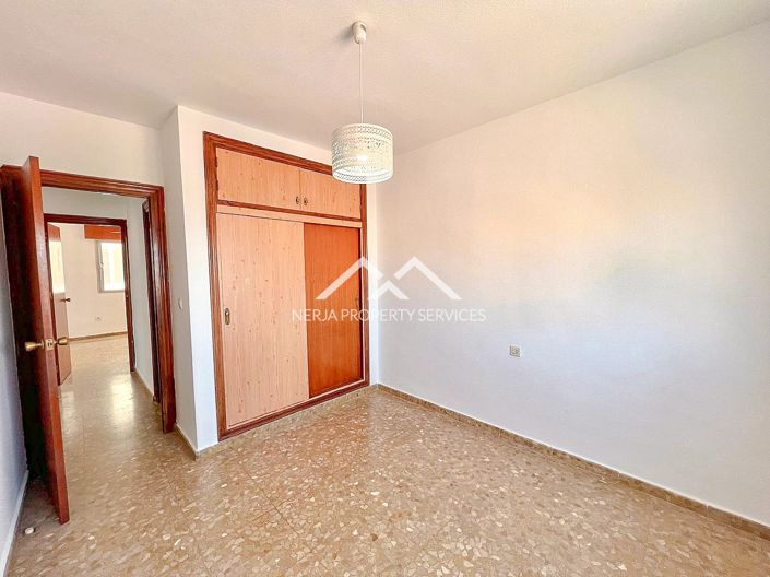 Image No.14-3 Bed Apartment for sale