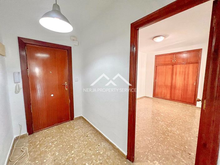Image No.19-3 Bed Apartment for sale