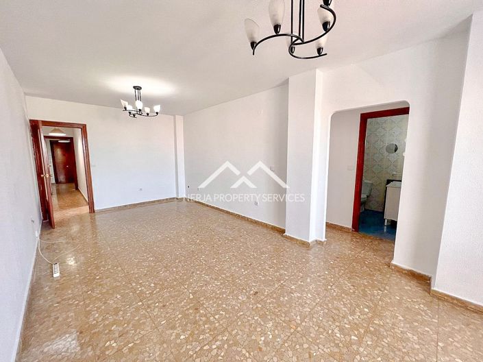 Image No.7-3 Bed Apartment for sale