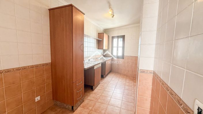 Image No.8-3 Bed Property for sale