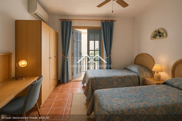 Image No.47-6 Bed Townhouse for sale