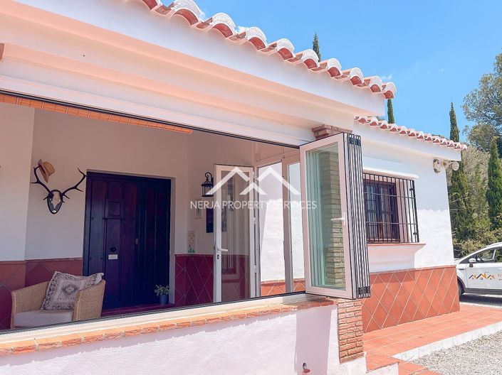 Image No.16-2 Bed Villa for sale