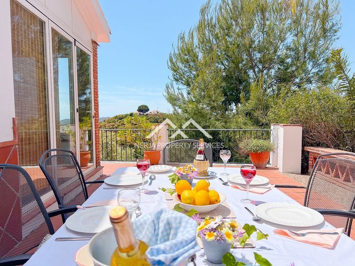 Image No.4-2 Bed Villa for sale