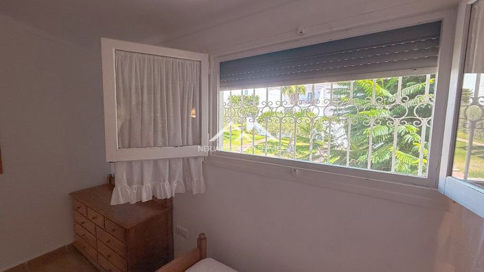 Image No.18-2 Bed Townhouse for sale