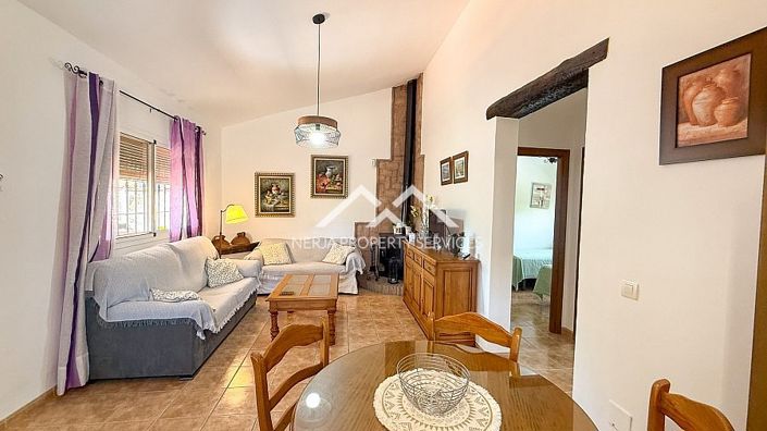 Image No.11-2 Bed Property for sale