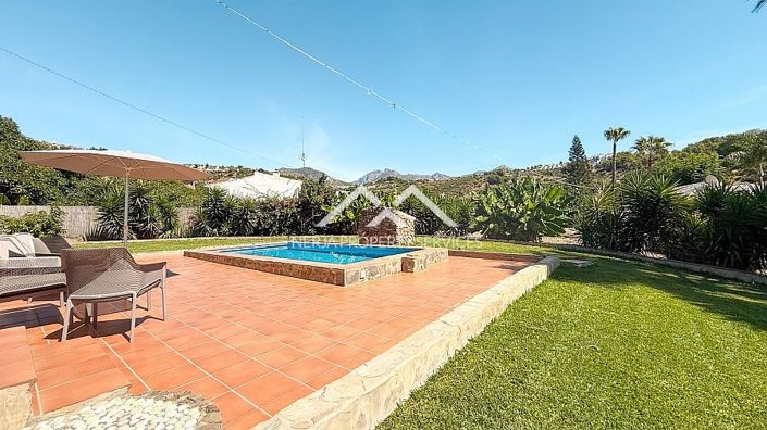 Image No.20-2 Bed Property for sale