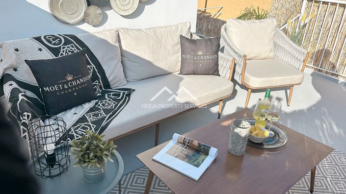 Image No.4-2 Bed Townhouse for sale