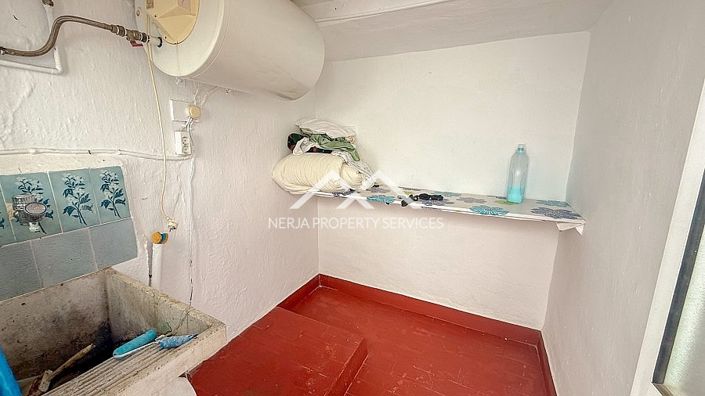 Image No.21-3 Bed Townhouse for sale