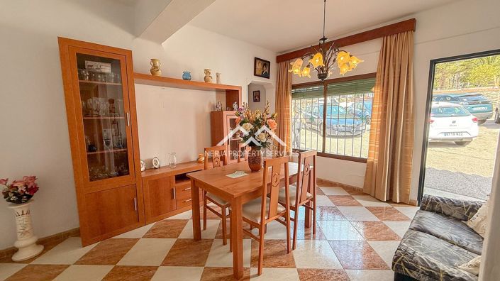 Image No.5-3 Bed House for sale