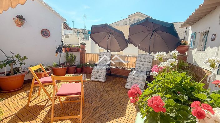 Image No.16-3 Bed House for sale