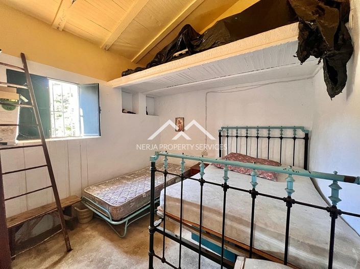 Image No.8-6 Bed Cottage for sale