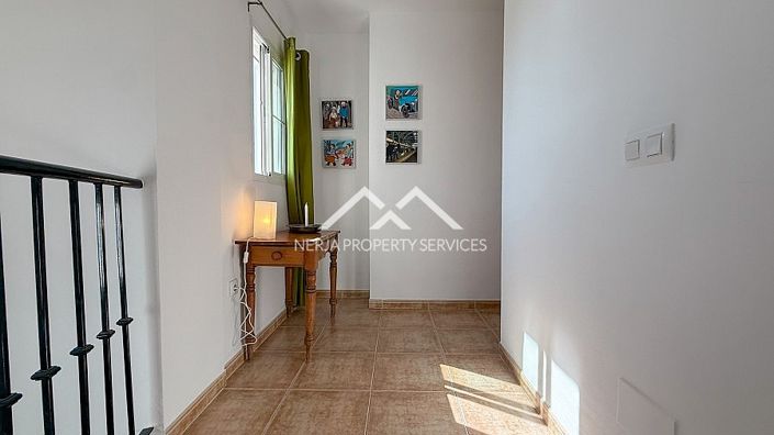 Image No.22-3 Bed Property for sale