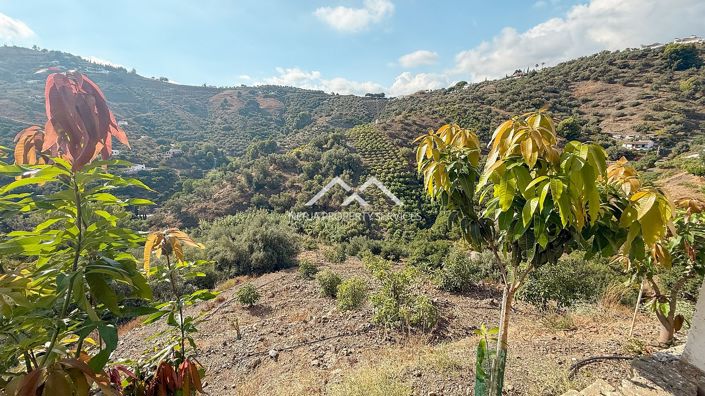 Image No.23-2 Bed Property for sale