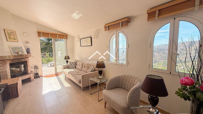 Image No.11-3 Bed Villa for sale