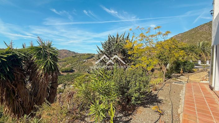 Image No.29-3 Bed Villa for sale