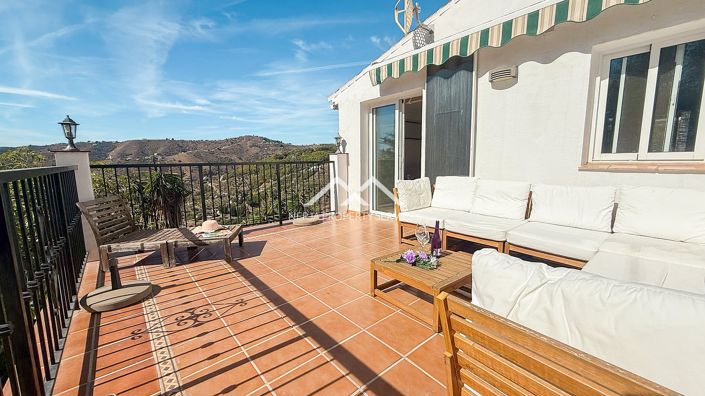 Image No.6-3 Bed Villa for sale