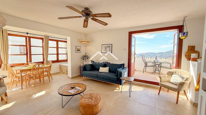 Image No.11-2 Bed Townhouse for sale