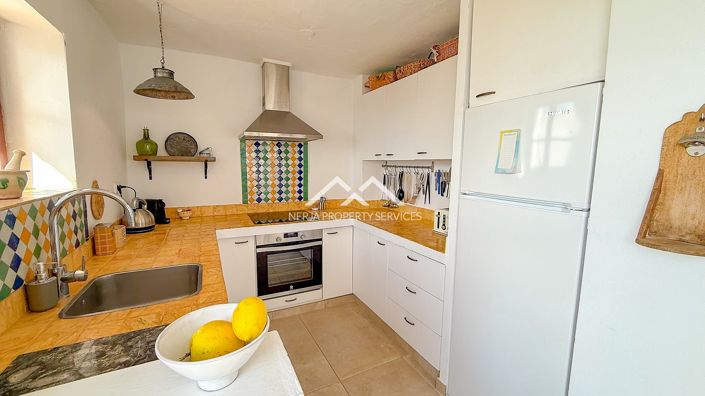 Image No.15-2 Bed Townhouse for sale