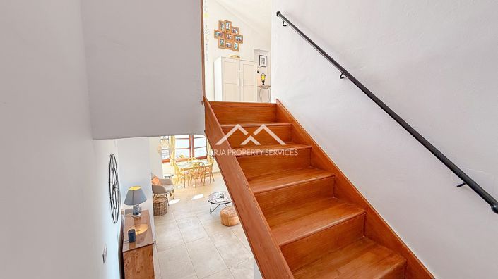 Image No.16-2 Bed Townhouse for sale