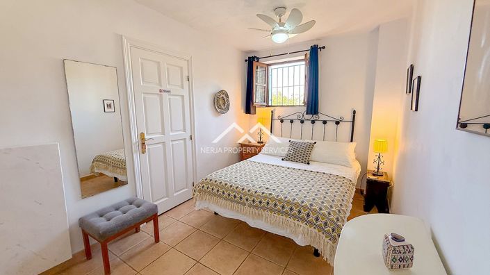 Image No.22-2 Bed Townhouse for sale