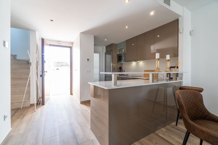 Image No.16-3 Bed Apartment for sale