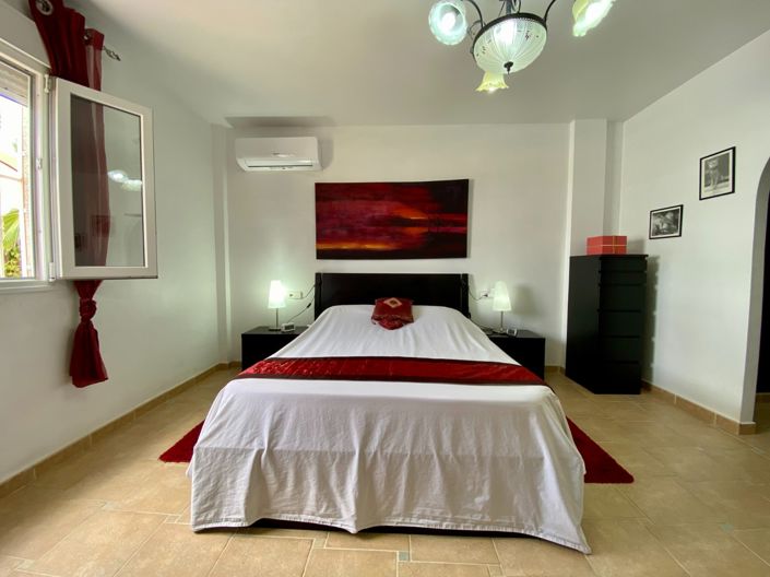 Image No.21-3 Bed Villa for sale