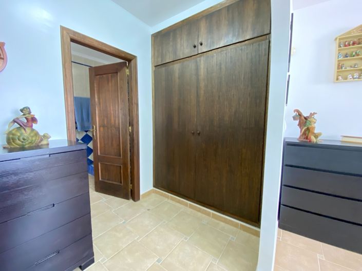 Image No.28-3 Bed Villa for sale