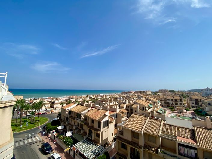 Image No.1-3 Bed Apartment for sale