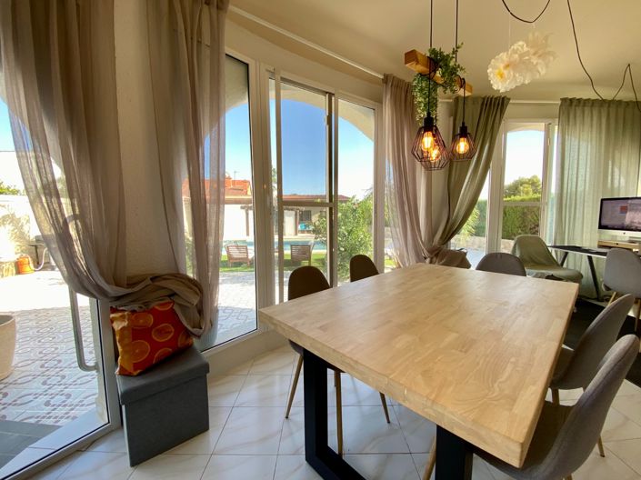 Image No.53-4 Bed Villa for sale