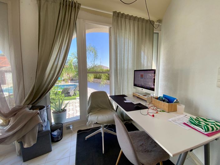 Image No.55-4 Bed Villa for sale