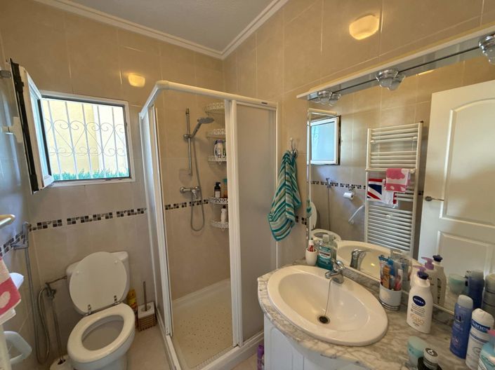 Image No.22-3 Bed Villa for sale