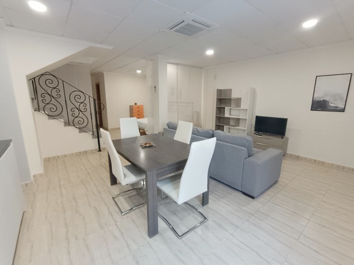 Image No.25-3 Bed Semi-Detached for sale