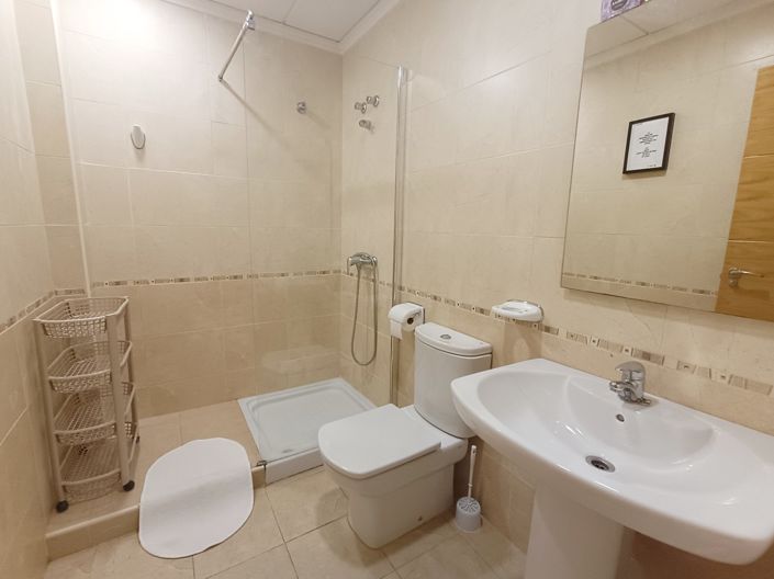 Image No.29-3 Bed Semi-Detached for sale