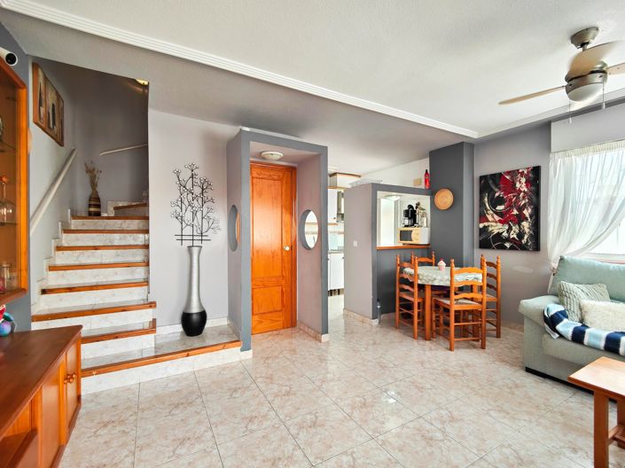 Image No.11-3 Bed Property for sale