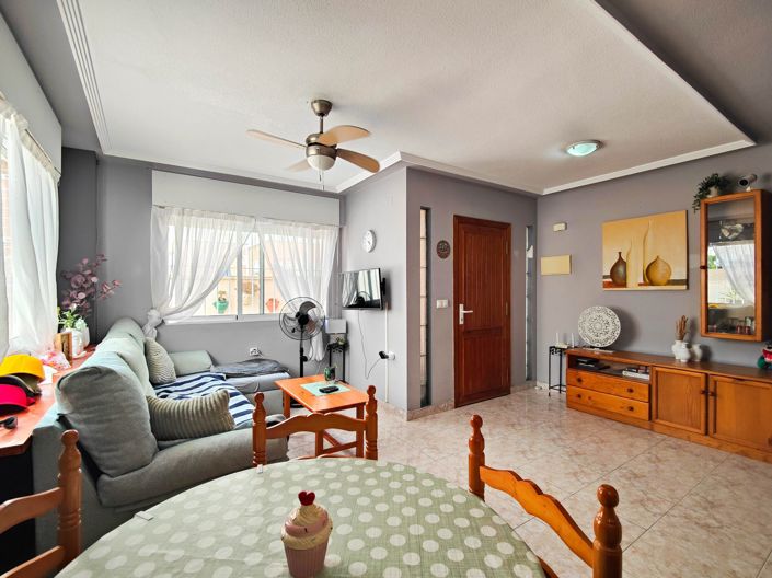 Image No.14-3 Bed Property for sale