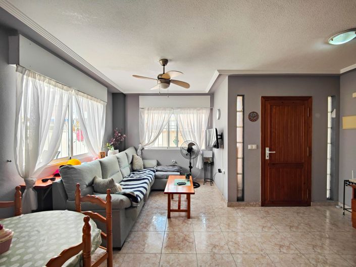 Image No.15-3 Bed Property for sale