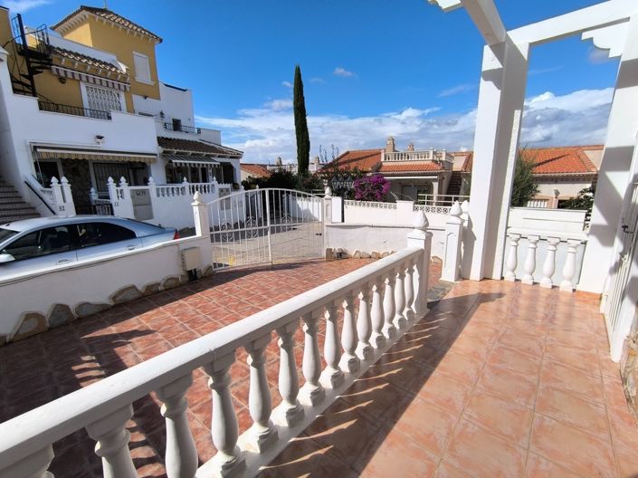 Image No.4-3 Bed Semi-Detached for sale