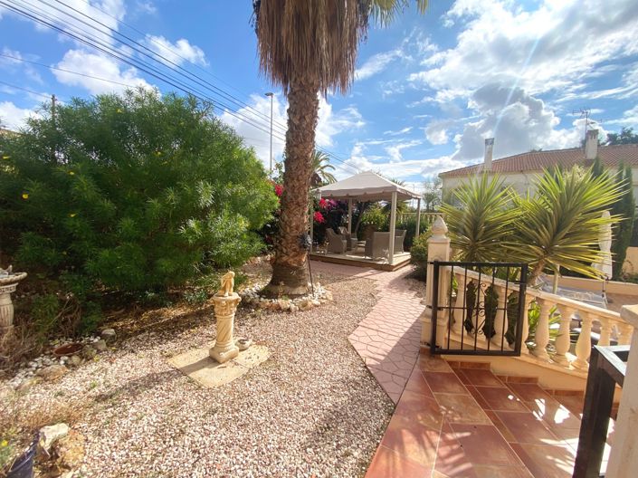 Image No.29-3 Bed Villa for sale