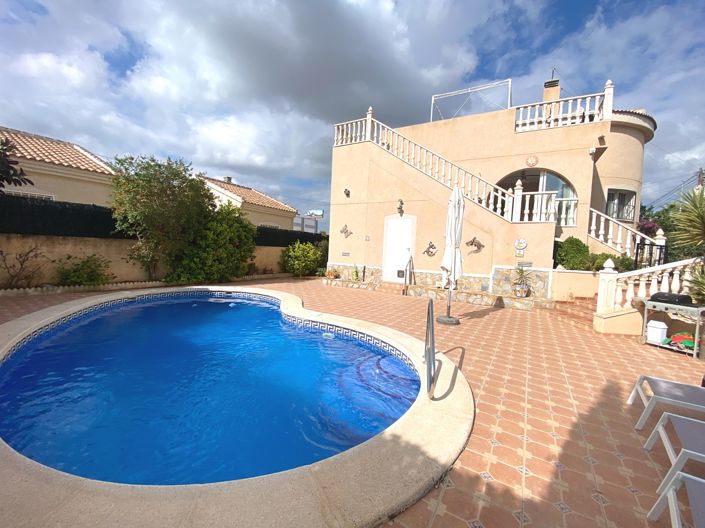 Image No.33-3 Bed Villa for sale