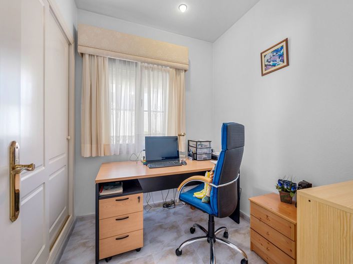 Image No.27-5 Bed Villa for sale